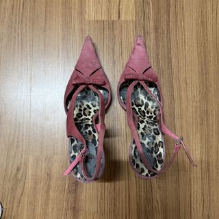 (Category: ) located in . Submitted by stolenwardrobe (Listing ID 1427117438, Image 1). Description: .