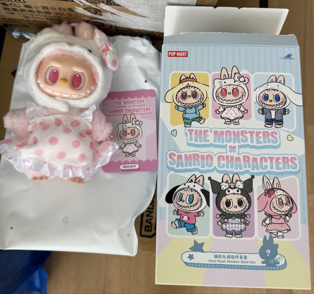 Popmart Labubu sanrio hello kitty the monster sanrio character 吊飾 掛件 公仔 ...
