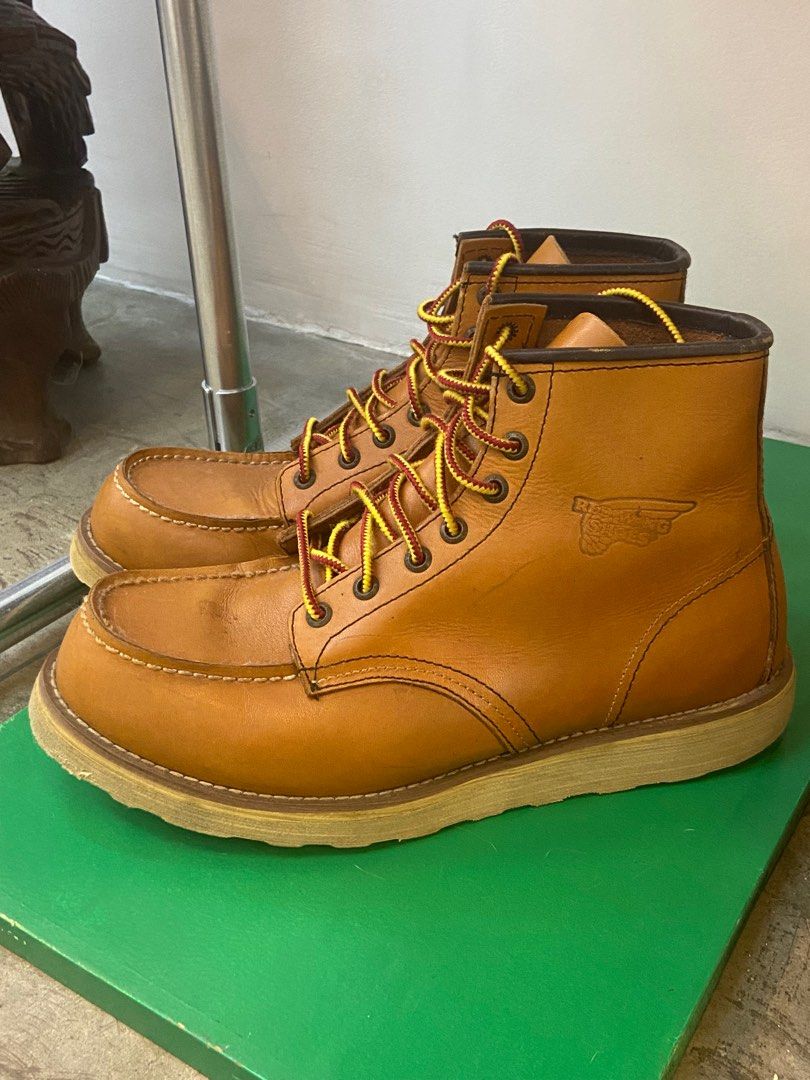 Red Wing 875 Moc Toe Boots (Category: Boots) located in Quezon City. Submitted by thrifthive (Listing ID 1427034025, Image 2). Description: .