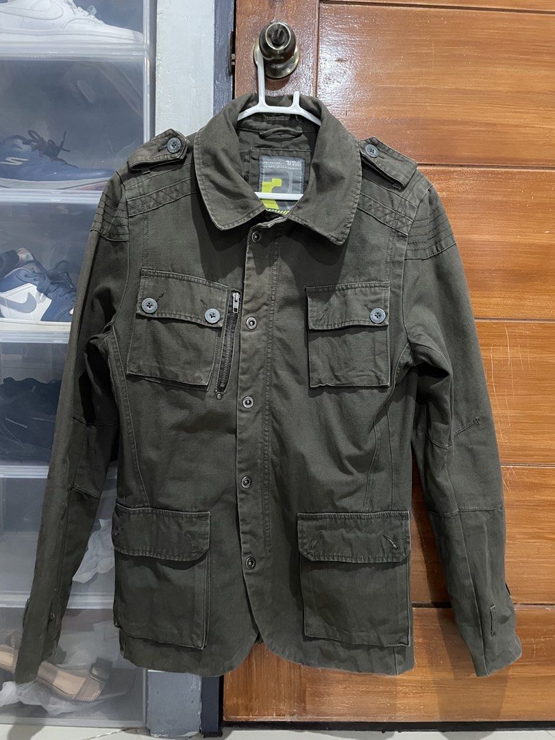 Relay Jeans Olive Green Jacket - Size M (Category: Coats, Jackets and Outerwear) located in Cebu City. Submitted by second_and_second (Listing ID 1426978258, Image 3). Description: .