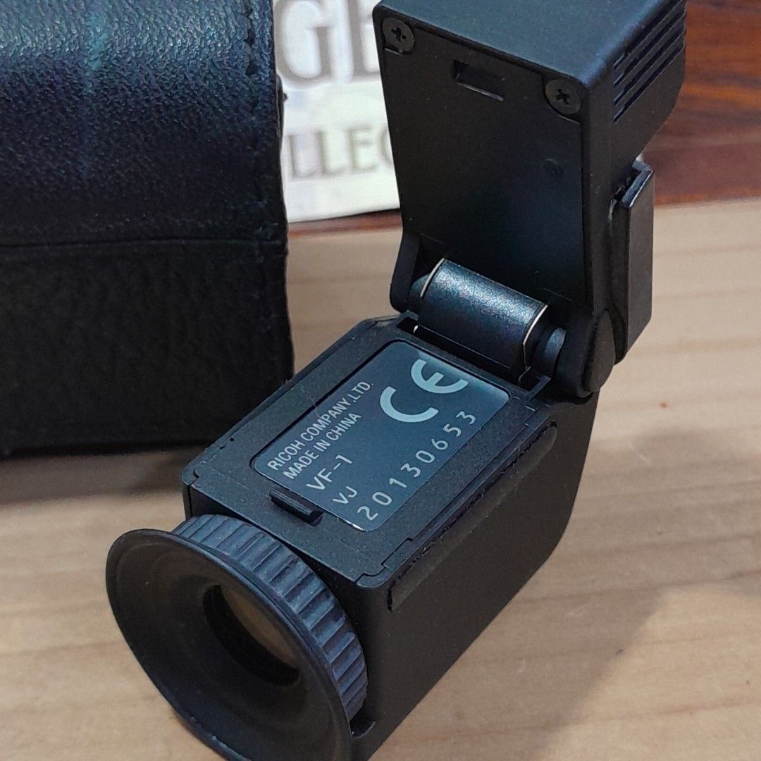 Ricoh VF-1 Viewfinder (Category: Cameras) located in Las Pinas. Submitted by 84vintage (Listing ID 1427108102, Image 3). Description: Ricoh VF-1 viewfinder is a compact accessory. It comes with a protective case. Sold As Is..