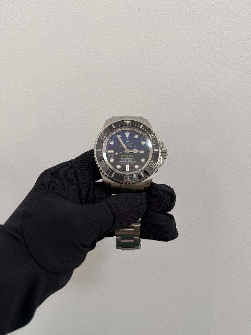 Rolex Deepsea Sea-Dweller (Category: Luxury Watches) located in Manila. Submitted by rhyswatchphil (Listing ID 1427017919, Image 2). Description: Rolex Deepsea Sea-Dweller 44mm 116660DB Year 2017 Full Set Condition 9.8/10 San Juan City On hand Showroom opening soon 👀 725,000.