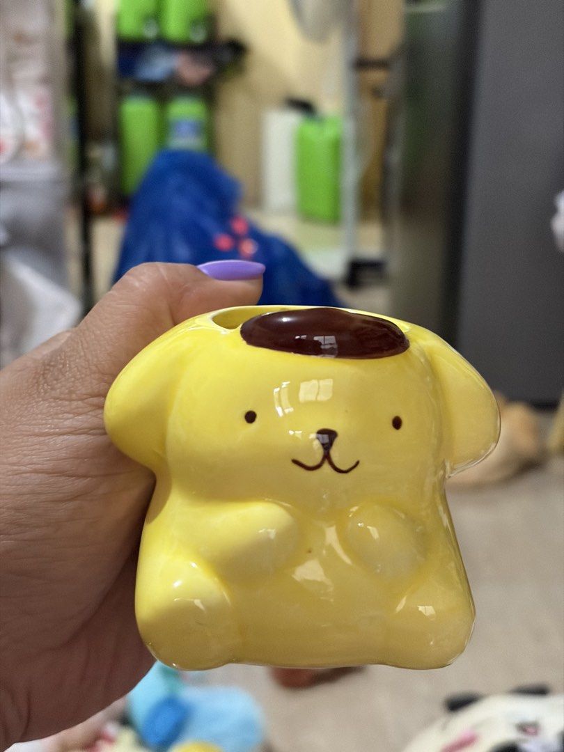 Sanrio Pompompurin Mug (Category: Coffee & Tea Tableware) located in Dagupan City. Submitted by kawaiiiishop (Listing ID 1427071784, Image 1). Description: .