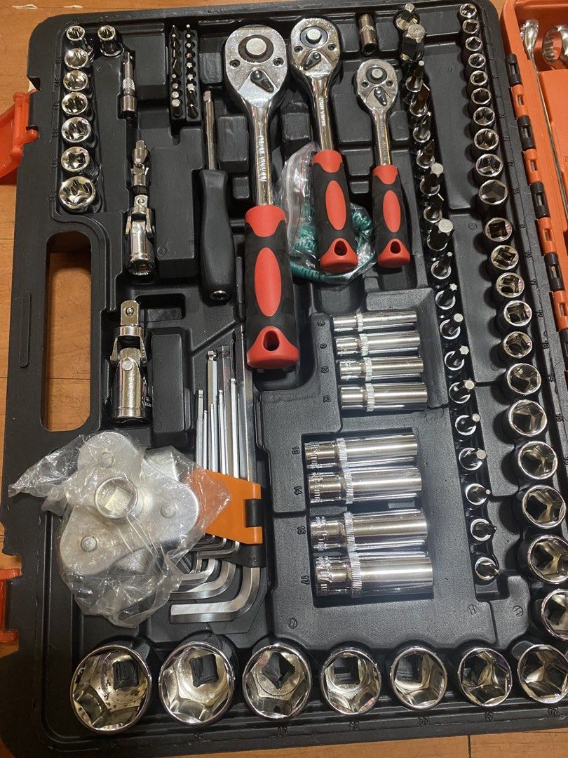 SATAGOOD 121-Piece Socket Wrench Set (Category: Construction Tools & Equipment) located in Manila. Submitted by mcglmagban41697 (Listing ID 1427061212, Image 3). Description: .