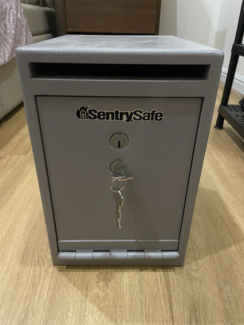 SentrySafe Drop Safe / Cash Deposit Safe (Like New) (Category: Safe) located in Tagaytay City. Submitted by iamdien (Listing ID 1427100705, Image 1). Description: SentrySafe UC-039K Under counter drop slot safe Perfect for negosyo / Airbnb / store use Complete with keys Screws are also included Brand new price - 13500 RFS: Not in use / Decluttering 🔐 SentrySafe UC-039K Under-Counter Drop Slot Safe – Secure Your Cash the Smart Way Upgrade your se
