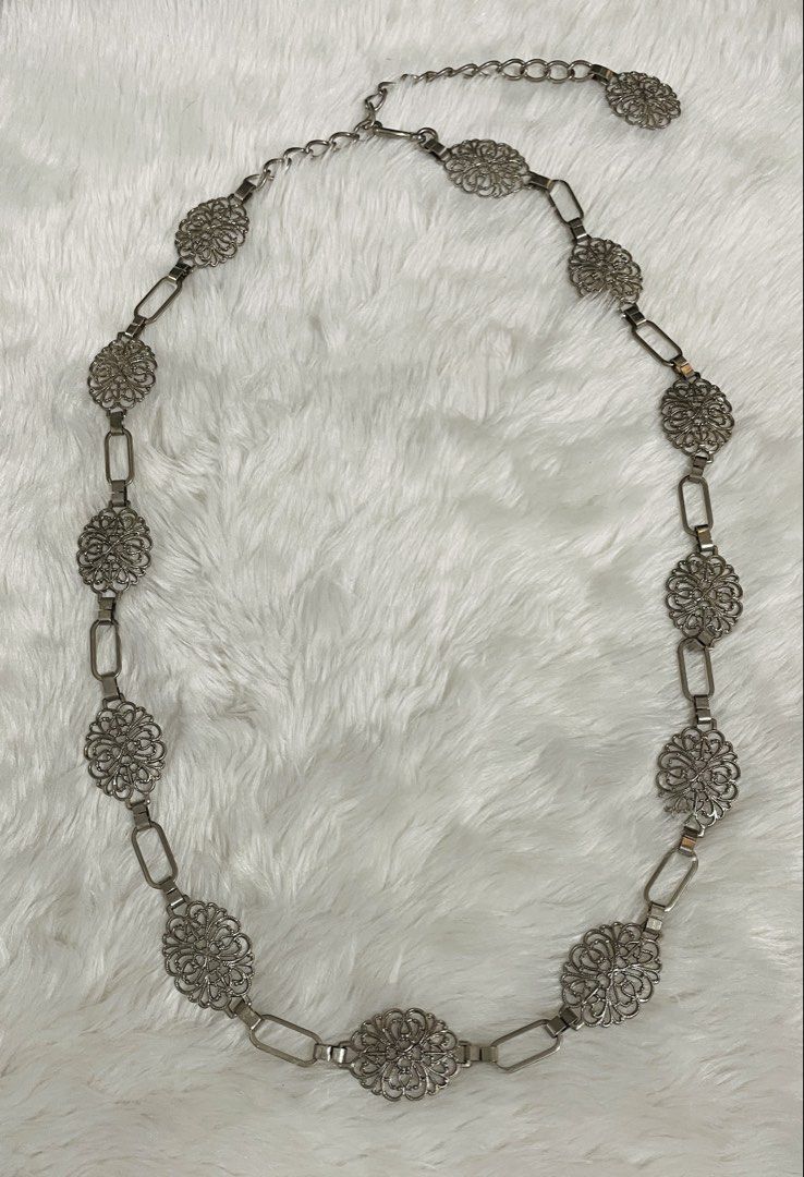 Silver Tone Metal Chain Belt (Category: Belts) located in Quezon City. Submitted by sissymissy1527 (Listing ID 1427014807, Image 1). Description: Without markings Estimated 39inches .
