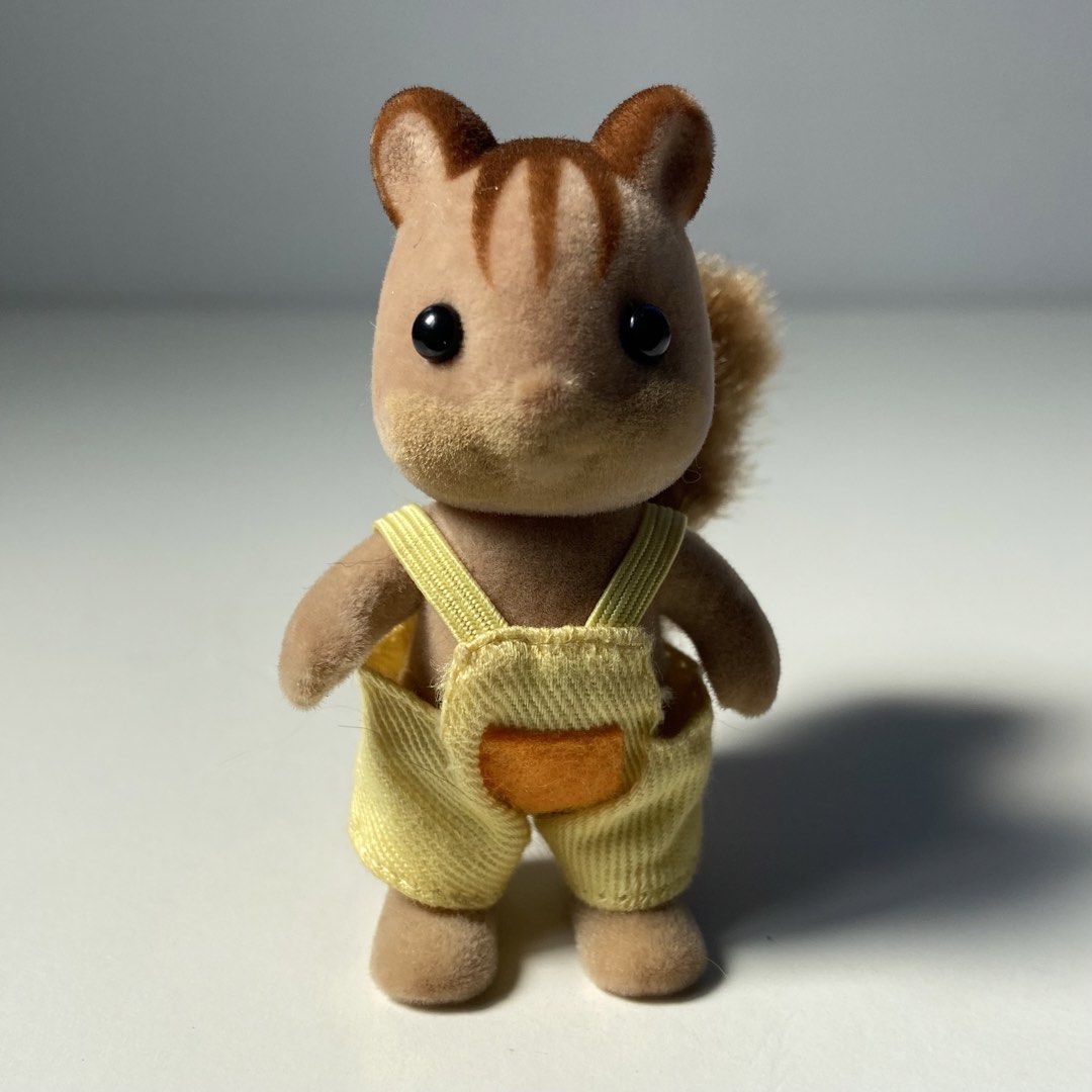 Sylvanian Families Walnut Squirrel Calico Critter Figure (Category: Figurines & Statues) located in Calamba. Submitted by sns.ph (Listing ID 1427151993, Image 1). Description: 🏷️ Last price posted! Lowballers won’t be entertained. 📩 Feel free to message for more details. 📍LOC: Laguna 🧾 MOP: GCash, Maya, Maribank and BDO Bank Transfer 📦 MOD: J&T and Lalamove (at buyer’s expense).