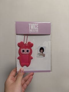 （分類：）位於 。 由 chloeetun 提交（商品編號 1427060152，圖片 1）。簡介： 。