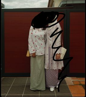 (Category: ) located in . Submitted by aebicloset (Listing ID 1427138568, Image 1). Description: .