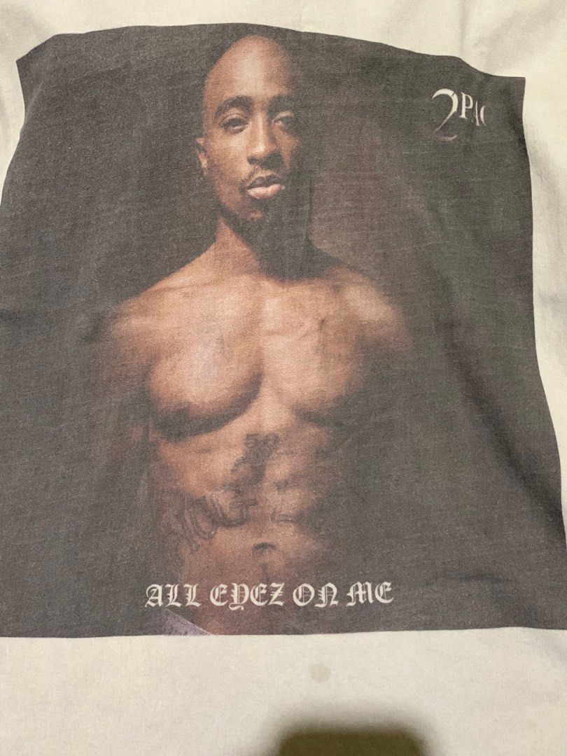 TUPAC SHAKUR ALL EYEZ ON ME (Category: Tshirts & Polo Shirts ) located in Cagayan de Oro. Submitted by lruss (Listing ID 1427076479, Image 3). Description: WINTERLAND TAG 23x29 VERY GOOD CONDITION TO EXCELLENT COLOR RATE:9.4/10 Laser print walang basag sobrang solid pa ng print Flaws:Stains need deep wash lang siguro,Unnoticeable pinhole at back left shoulder(halos dina pansin) Still negotiable pa.