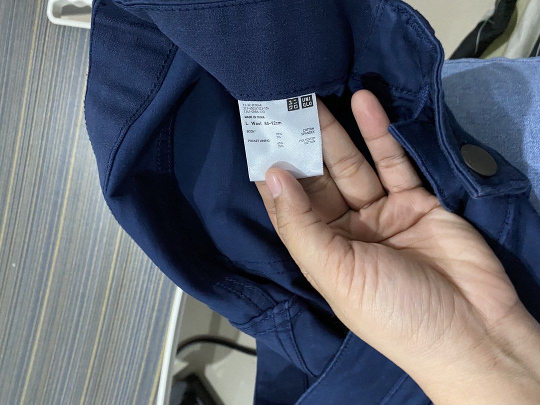 Uniqlo Slacks jeans (Category: Jeans) located in Manila. Submitted by katchifu (Listing ID 1427039858, Image 3). Description: Uniqlo slacks / Navy blue color Waist size 84-92cm Large .