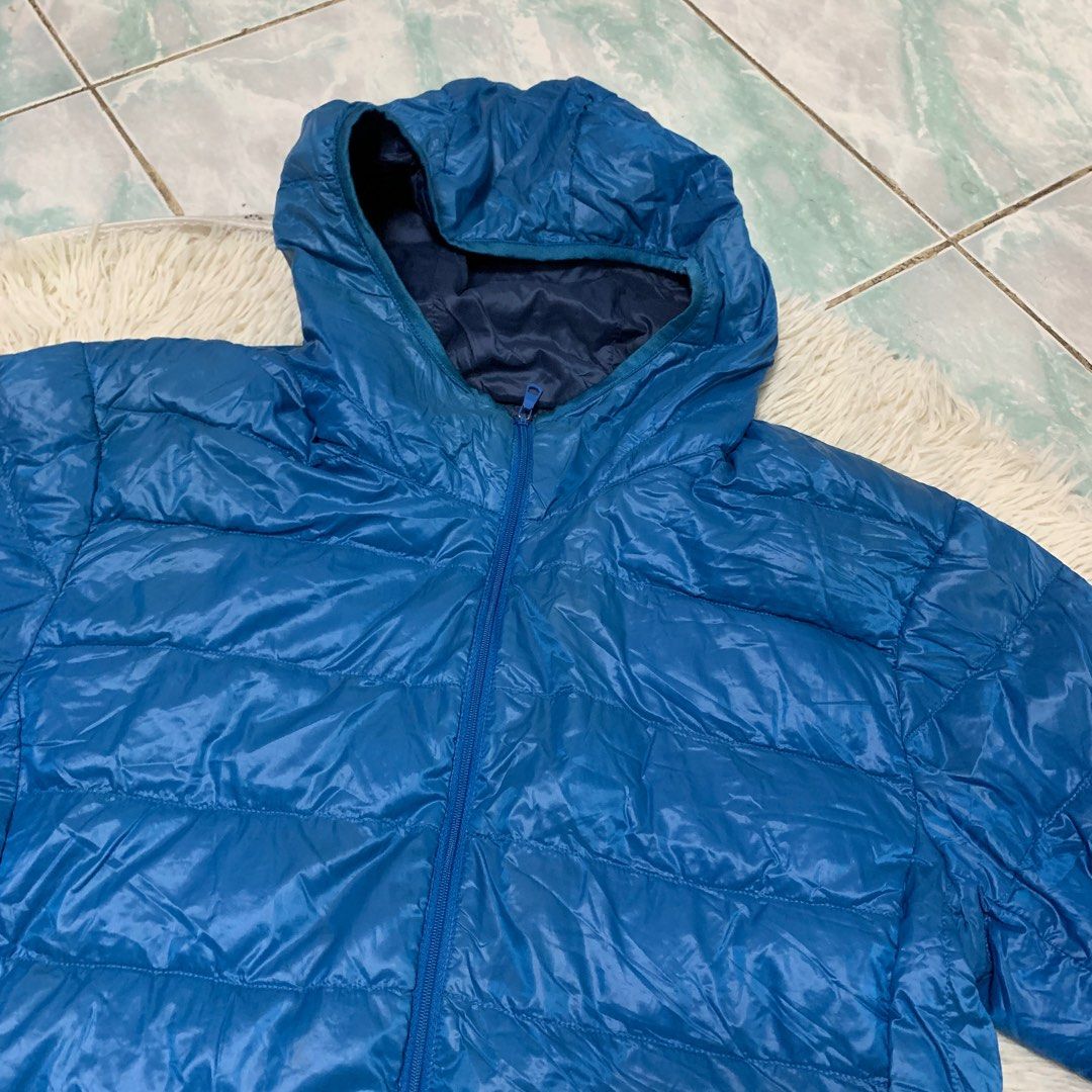 Uniqlo Ultra Light Down Jacket for Men - Medium (Category: Coats, Jackets and Outerwear) located in Balanga. Submitted by matarettescloset (Listing ID 1426980731, Image 2). Description: No Issue No when worn requests .