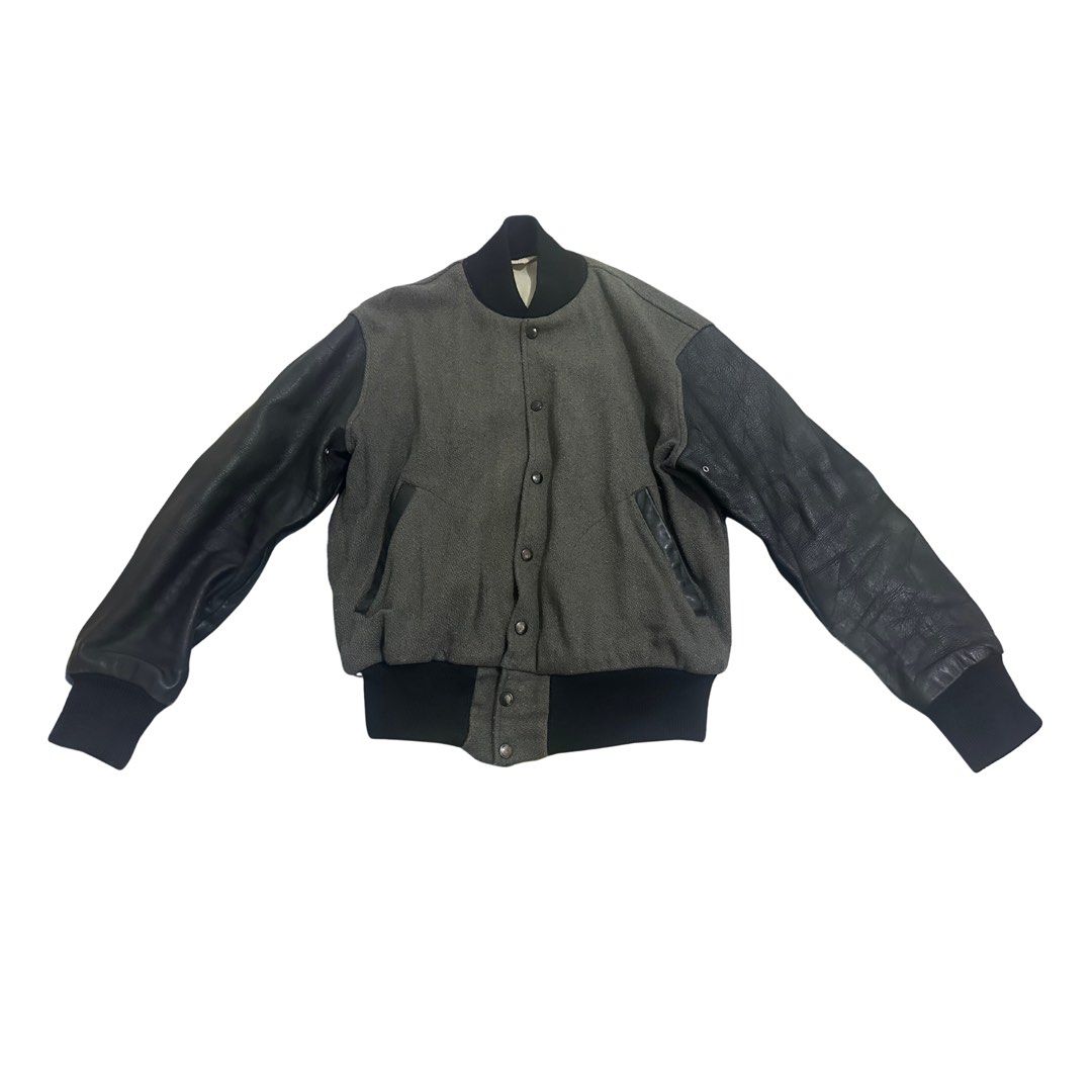 Varsity Jacket with Leather Sleeves (Category: Coats, Jackets and Outerwear) located in Lucena. Submitted by deklutter (Listing ID 1427095760, Image 1). Description: Empyre Leather Varsity Jacket Large Width 24 inches Length 24 inches Sleeves 24 inches.