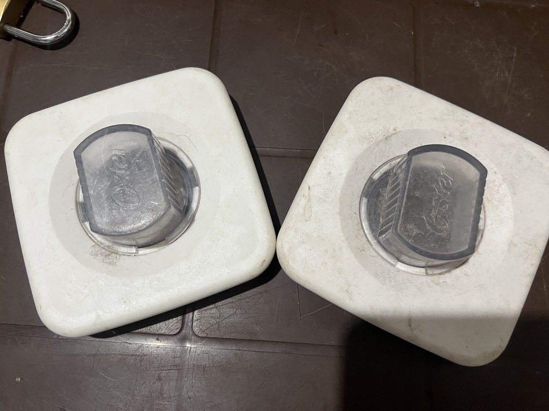 Osterizer jar cover (Category: Other Kitchen Appliances) located in Quezon. Submitted by joh_oiril (Listing ID 1426978009, Image 1). Description: osterizer jar cover 120 each goods pa ma alikabok lang po 🙂.