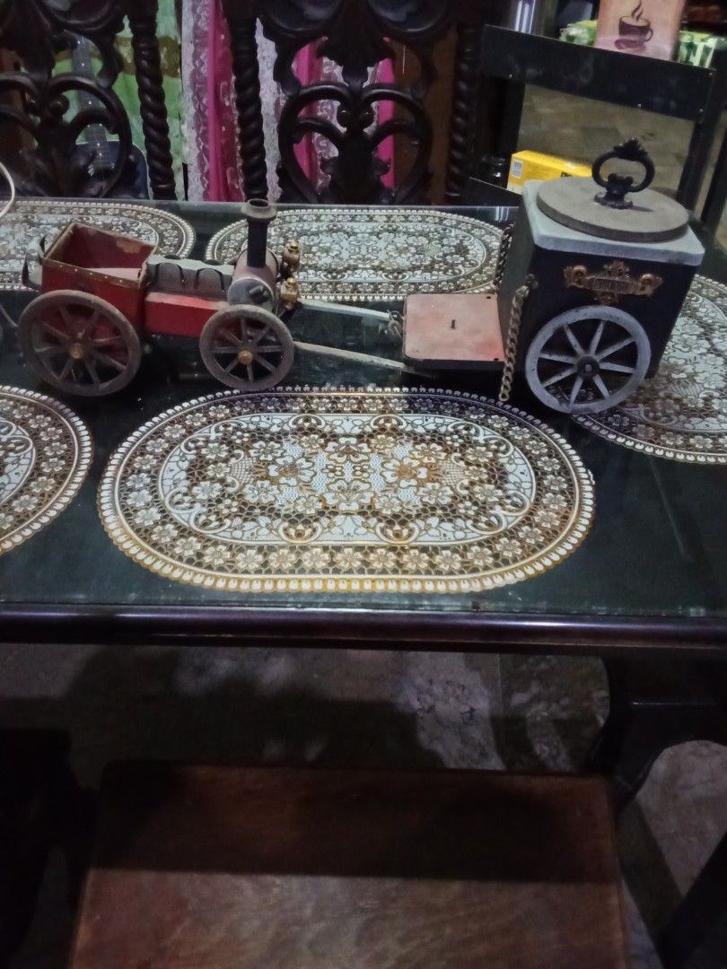 Mid-Century- Long Wagon Cart Bar Display (Category: Vintage Collectibles) located in Valenzuela. Submitted by jmfurniture (Listing ID 1426980025, Image 2). Description: Mid-Century - Long Wagon Cart Bar Display. Liquor & Wine Cart. With Heavy Resin Ice Box. Aluminum, Metal & Heavy Resin Material. Loc: Valenzuela City For pick up or delivery.Delivery fee will be shouldered by the buyer..