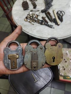 (Category: ) located in . Submitted by aslam23 (Listing ID 1427004812, Image 1). Description: .