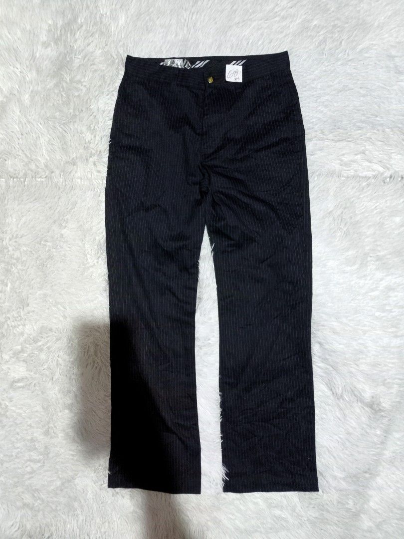 Volcom Pinstripe Pants (Category: Jeans) located in Polomolok. Submitted by aldrex_18 (Listing ID 1427008587, Image 1). Description: as new condition no issue 10/10 color rate w28-30 x L39 .