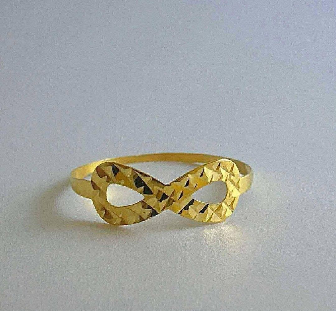 18K Saudi Gold Infinity Ladies Ring (Category: Rings) located in Caloocan City. Submitted by cheskhaionlinestore2.0 (Listing ID 1427194030, Image 3). Description: 18K Saudi Gold ✨ Infinity Ring Size 6,7,8 ₱2650 only ⚡ 🍒Nasasangla💯/ Pawnable 💯 🍒Ship Via Lbc/ JNT 🍒Same Day delivery via LALAMOVE 🚚 🍒Wise and Lifetime Investment 💯 🍒 Brandnew 💯 🍒Open for COD/COP with downpayment to avoid cancellation of orders ‼️ DM for faster Transaction 📩
