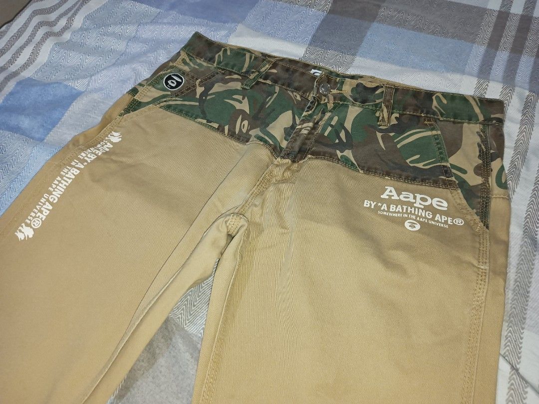Aape pants (Category: Jeans) located in General Trias. Submitted by safestorm-ff87ec (Listing ID 1427299456, Image 3). Description: Negotiable‼️ Sf will be provided by buyer❗ Dimes: 34 width 41 length 7 hem Good Condition Color rate: 8.5/10 No issue.