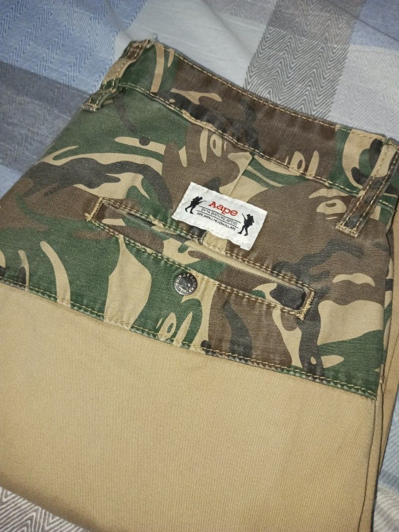 Aape pants (Category: Jeans) located in General Trias. Submitted by safestorm-ff87ec (Listing ID 1427299456, Image 2). Description: Negotiable‼️ Sf will be provided by buyer❗ Dimes: 34 width 41 length 7 hem Good Condition Color rate: 8.5/10 No issue.