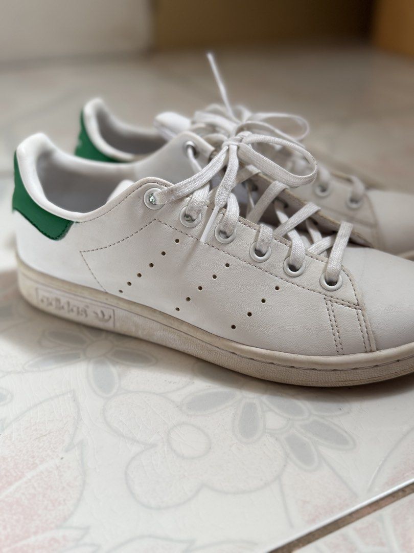 Adidas Stan Smith White Green Sneakers (Category: Sneakers) located in Tanjay. Submitted by everythingcutefinds (Listing ID 1427221296, Image 1). Description: Laba lang kulang, magiging bago na to tingnan! .