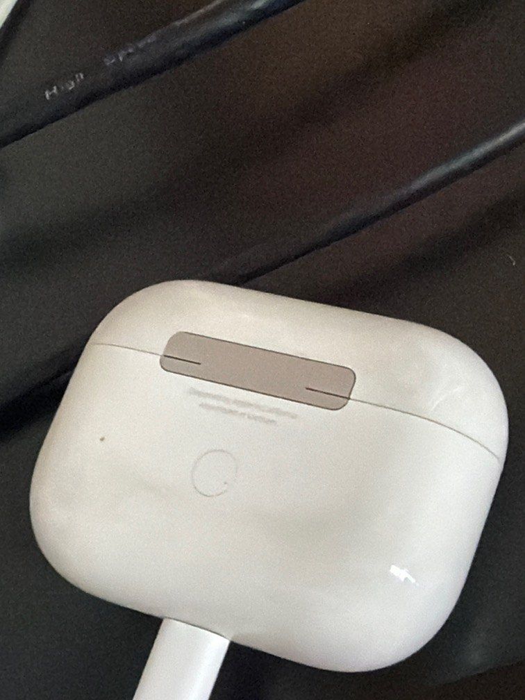 Apple Airpods Pro402325508708771841