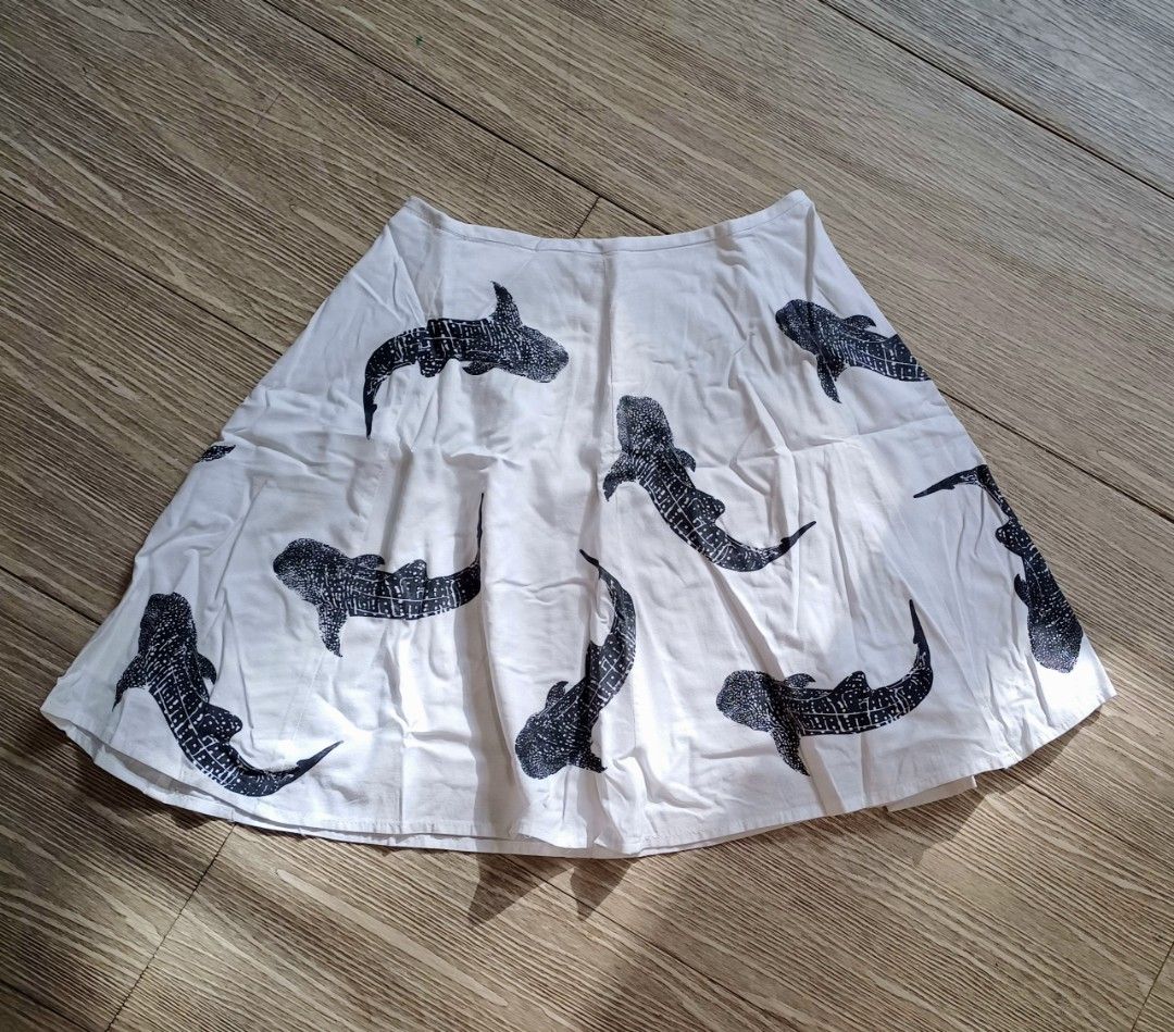 Astella Butanding Skirt (Category: Skirts) located in Manila. Submitted by thetabbycat (Listing ID 1427292392, Image 1). Description: made by local Palawan brand @astellaph willing to keep than sell low!.