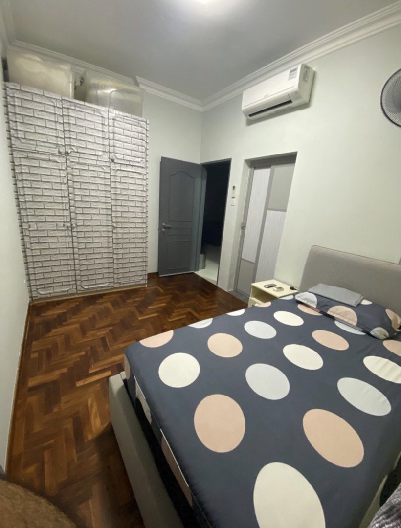 (Category: ) located in . Submitted by raju21 (Listing ID 1427208934, Image 1). Description: .