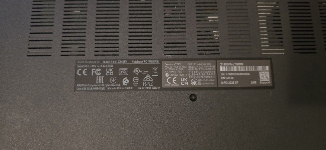 ASUS Vivobook Laptop412457630433945600