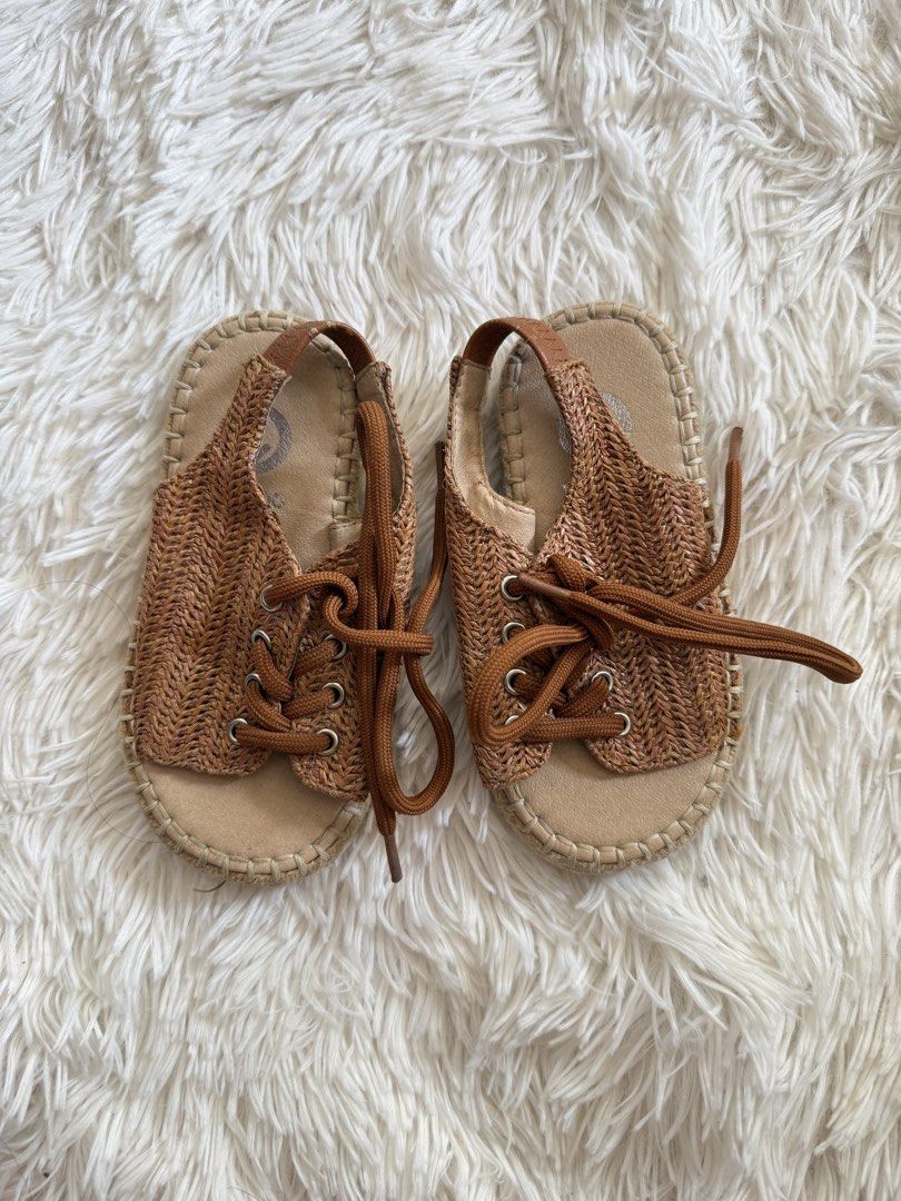 Baby Sandals - Laurel & Co (Category: Babies & Kids Fashion) located in Tuguegarao City. Submitted by declutteringmommaaa (Listing ID 1427243242, Image 2). Description: .