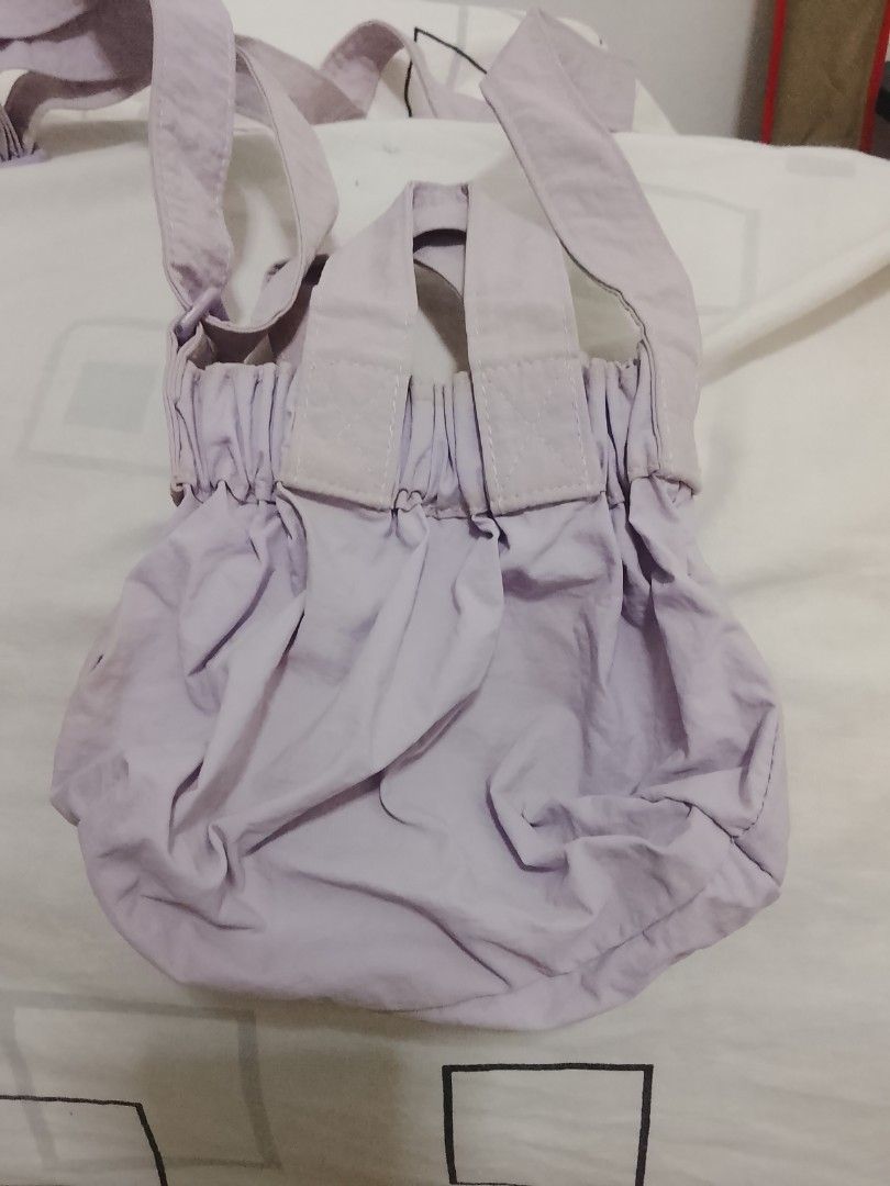 Beyond The Vines Sling Bag (Category: Cross-body Bags) located in Bacoor. Submitted by worldstarr (Listing ID 1427196182, Image 2). Description: Flaws can be seen Still usable Water resistant Nylon material.