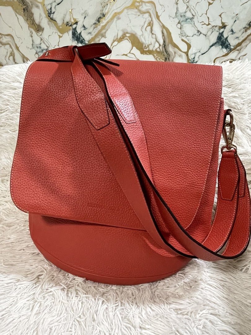 Bruno Magli convertible backpack/Leather Shoulder Bag (Category: Backpacks) located in Quezon City. Submitted by impulse.ph (Listing ID 1427304225, Image 1). Description: Bruno Magli convertible backpack shoulder bag in Brandnew condition. Brandnew without tag. Never use. Genuine leather with light gold hardwares Pm for more photos. Sure buyers only..