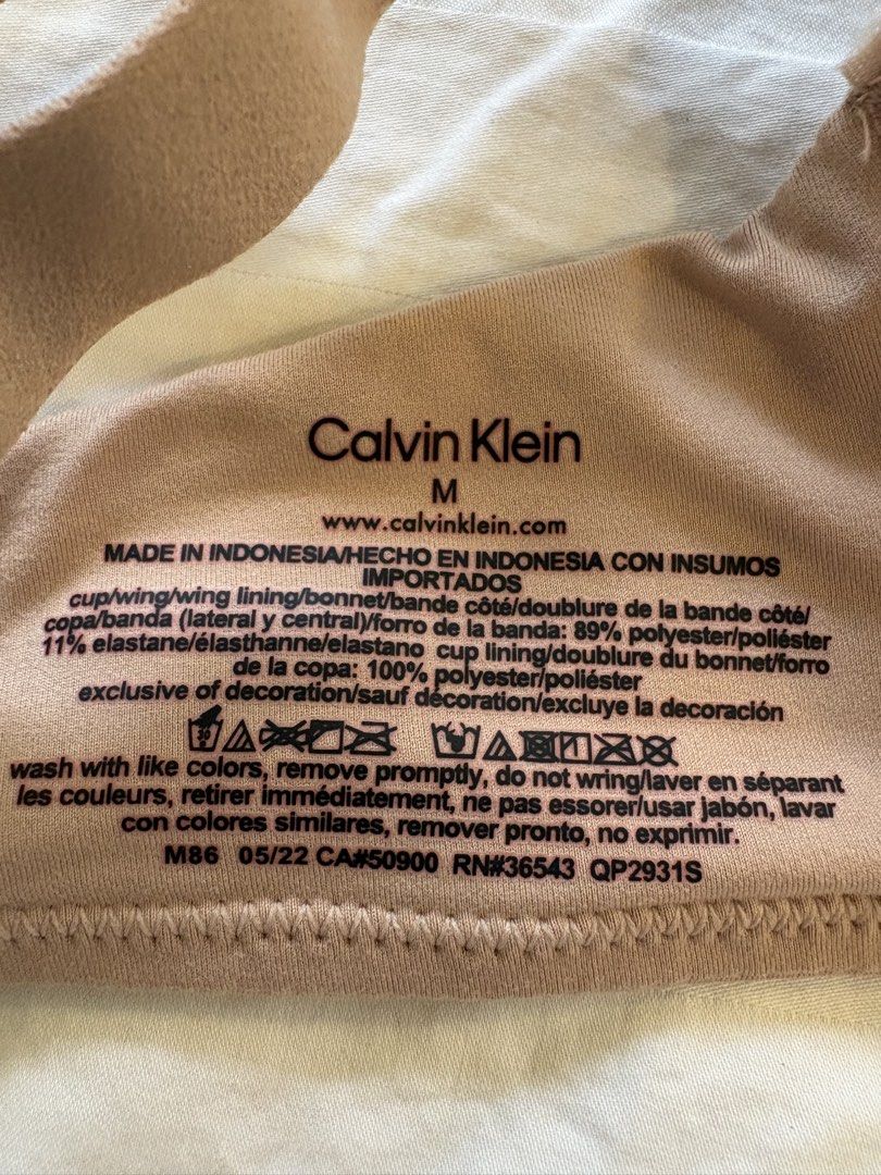Calvin Klein Wireless Bra (Category: Undergarments & Loungewear) located in Makati City. Submitted by harekrisha (Listing ID 1427187146, Image 3). Description: Brand new never worn wireless bra in medium/cup C or D. Somebody gave it to me but it’s big. NGA. .