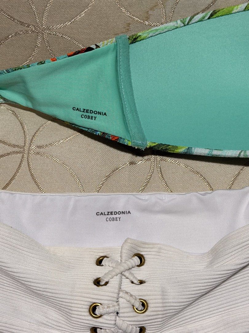 Calzedonia Cobey Bikini Set (Category: Bikinis & Swimsuits) located in Tanza. Submitted by clingy.koala (Listing ID 1427266044, Image 2). Description: top - small bottom - small.