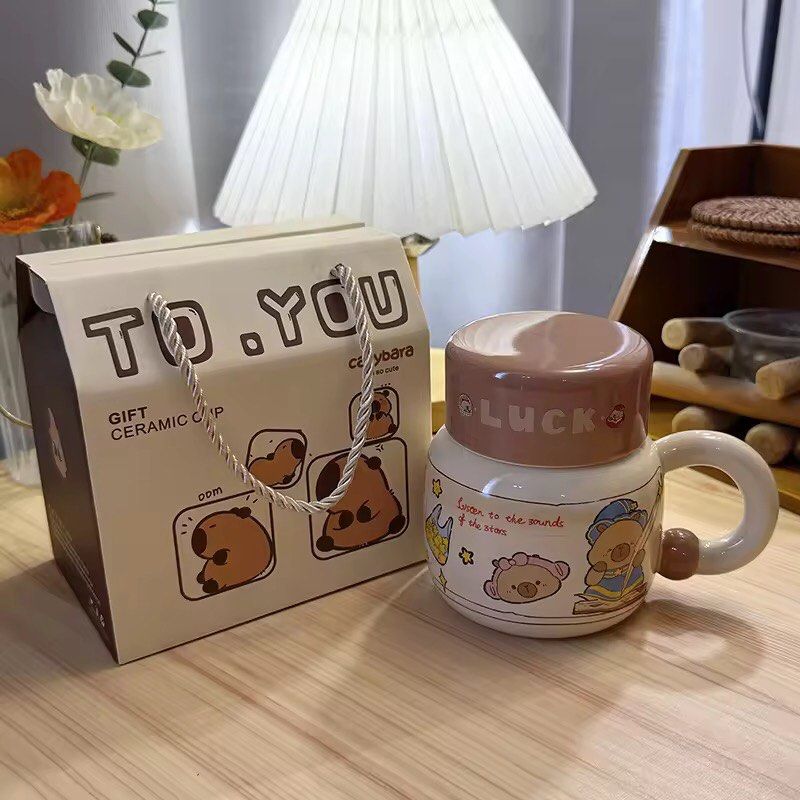 Capybara Ceramic Mug with Lid (Category: Coffee & Tea Tableware) located in Pasig City. Submitted by nihaoma0_0 (Listing ID 1427274713, Image 2). Description: .