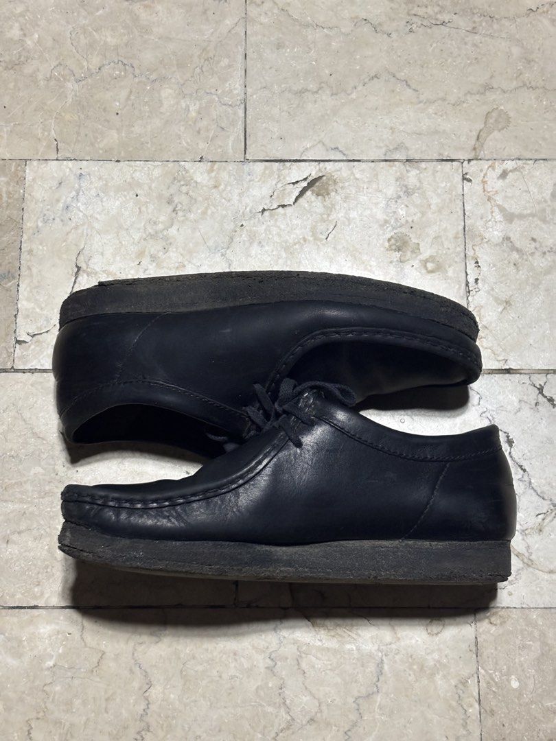 Clarks Wallabee Black Leather Shoes (Category: Casual Shoes) located in Calamba. Submitted by onlywear (Listing ID 1427258380, Image 1). Description: Clarks uk 6 fits to size 8us mens 1599.
