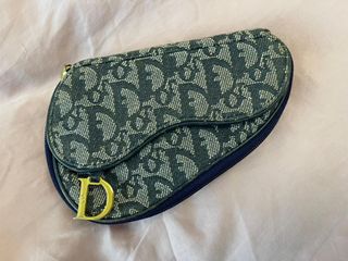(Category: ) located in . Submitted by overbuy (Listing ID 1427231888, Image 1). Description: .