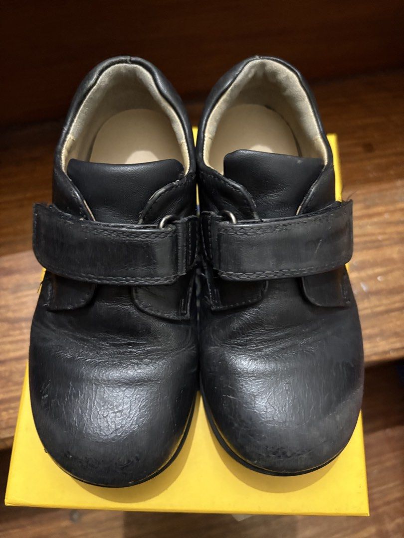 Dr. Kong Black Shoes Size 27 (Category: Babies & Kids Fashion) located in San Juan City. Submitted by mksb0112 (Listing ID 1427309977, Image 2). Description: - no flaws - size 27 in Dr. Kong.