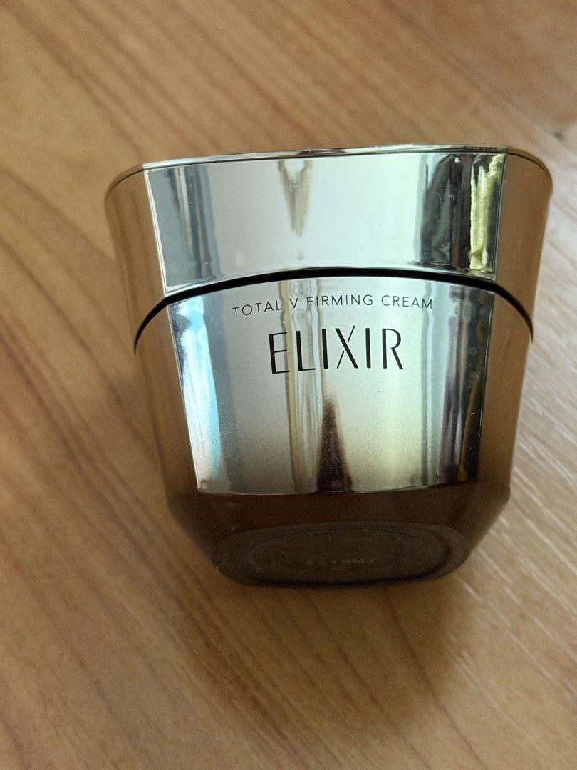 Elixir Total V Firming Cream (Category: Face Care) located in Manila. Submitted by shopaholic8008 (Listing ID 1427200405, Image 1). Description: 30% left bought in 🇯🇵 .