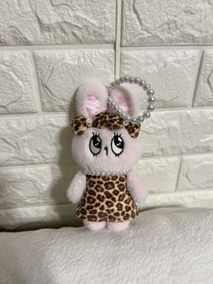 （分類：）位於 。 由 hoffnungaufgott 提交（商品編號 1427292555，圖片 1）。簡介： 。