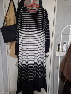 (Category: ) located in . Submitted by clear.my.wardrobe (Listing ID 1427298142, Image 1). Description: .