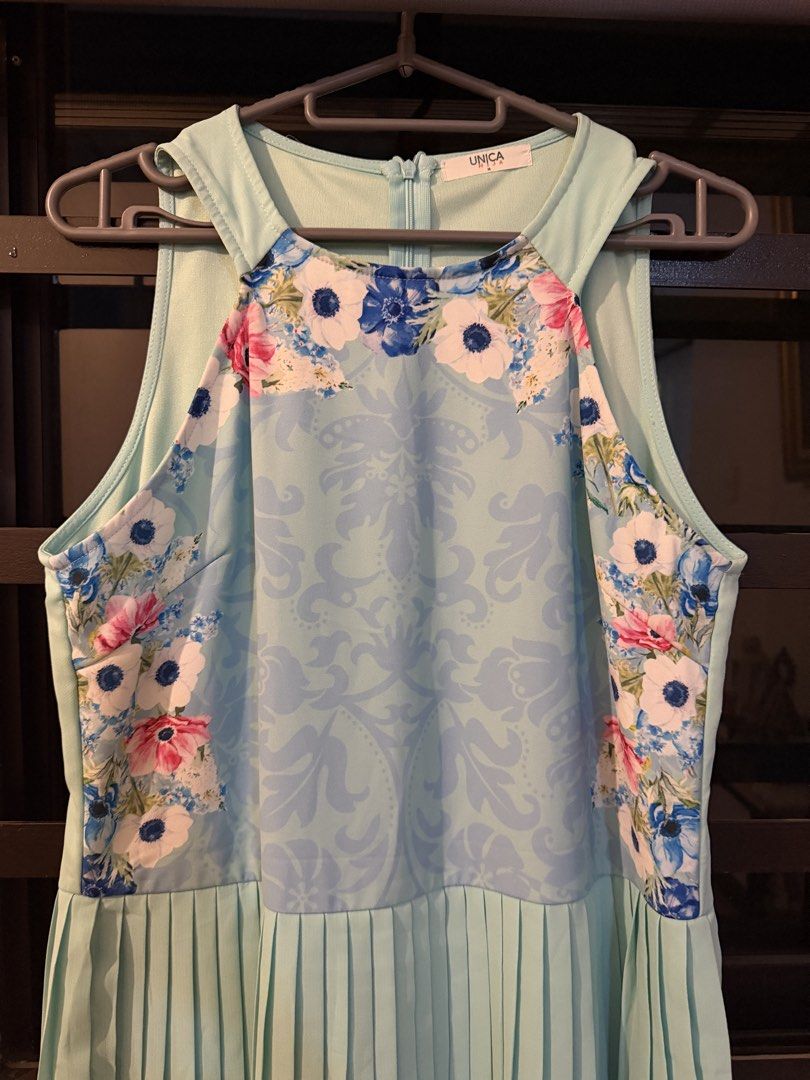 Floral Pleated Dress (Category: Dresses) located in Cainta. Submitted by shop.nini (Listing ID 1427276318, Image 3). Description: .