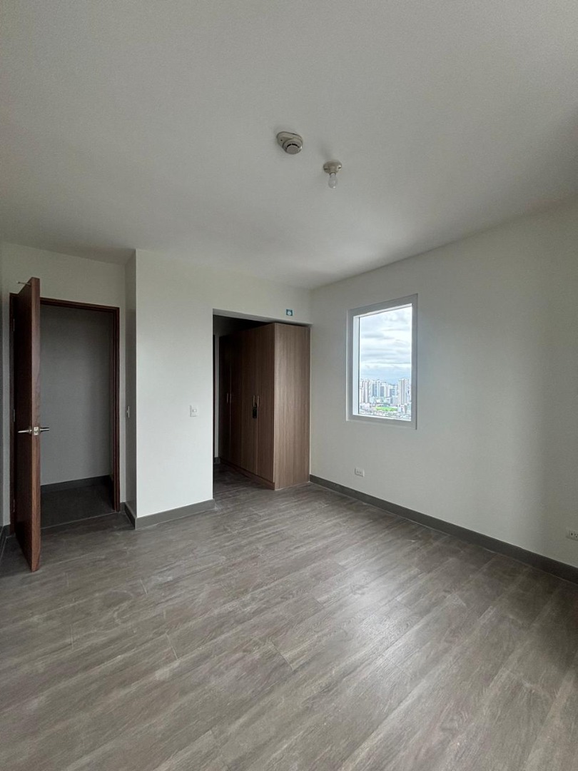 (Category: ) located in . Submitted by oneglobalrealty (Listing ID 1427232330, Image 1). Description: .