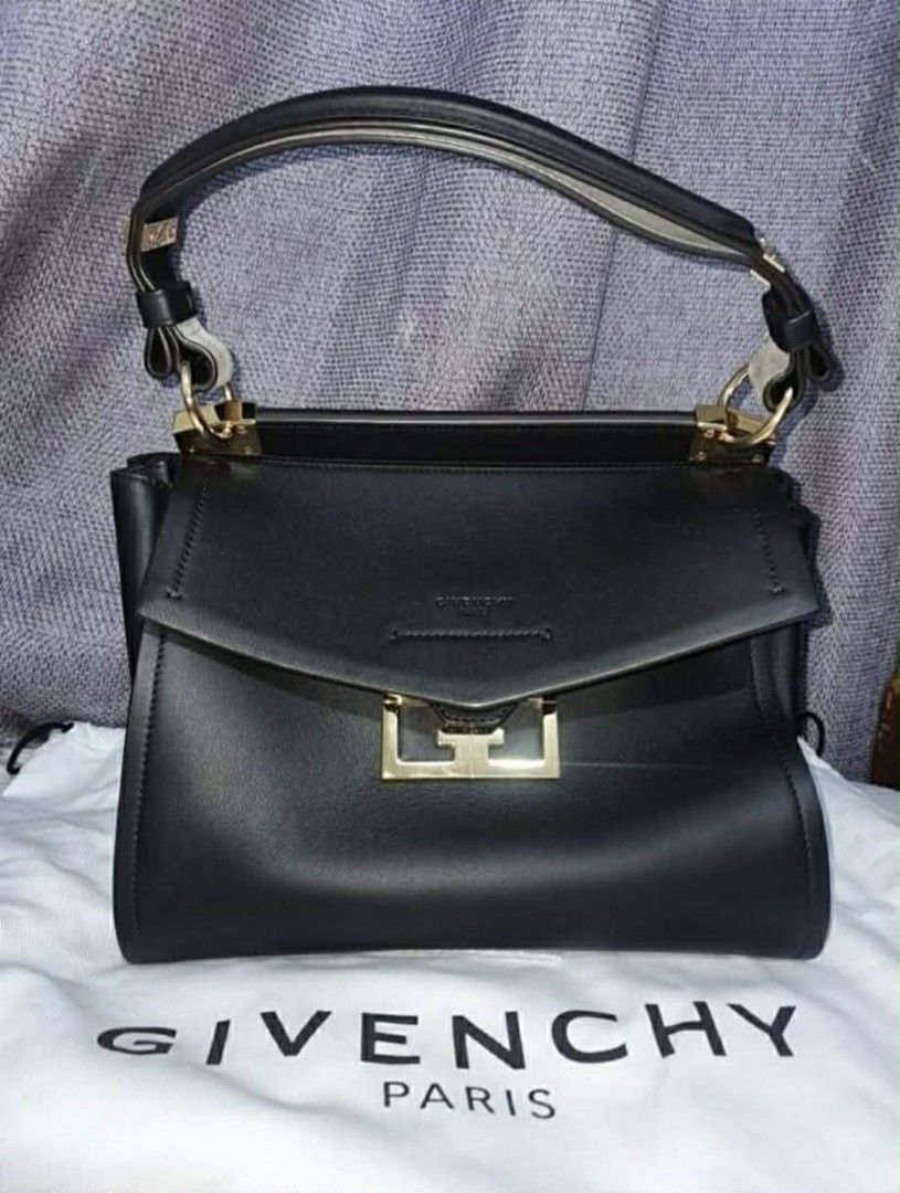 Givenchy (Category: Luxury Bags & Wallets) located in Quezon City. Submitted by jotioco (Listing ID 1427163221, Image 3). Description: Givenchy mystic bag small Size 20cm x 17.5cm x 10cm Comes with dust bag booklet with tag intact Made in Italy.