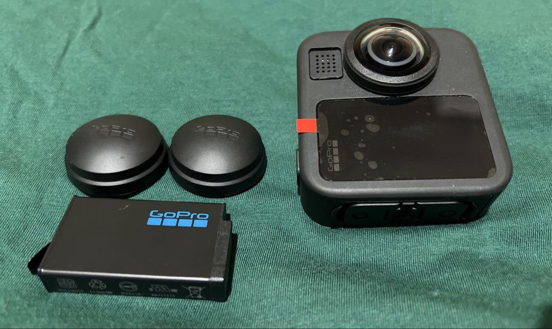 GoPro Max 2 360 Action Camera (Category: Cameras) located in Muntinlupa City. Submitted by paradoxical_ (Listing ID 1427186895, Image 2). Description: GoPro MAX 2.