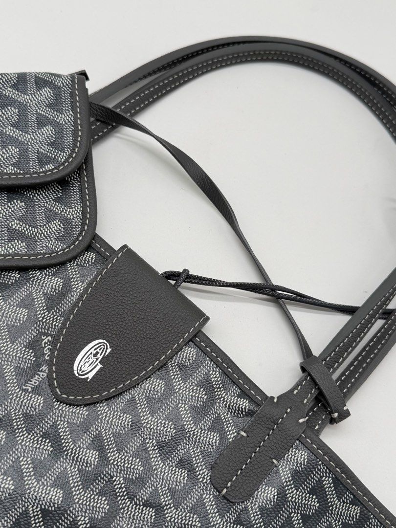 Goyard tote gm (Category: Luxury Bags & Wallets) located in Manila. Submitted by thebodega88 (Listing ID 1427162387, Image 2). Description: GOYARD TOTE GM NO ISSUE CODED SUPER SOFT .