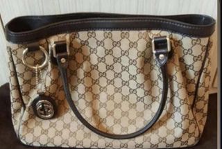 (Category: ) located in . Submitted by shopwithjane (Listing ID 1427210012, Image 1). Description: .