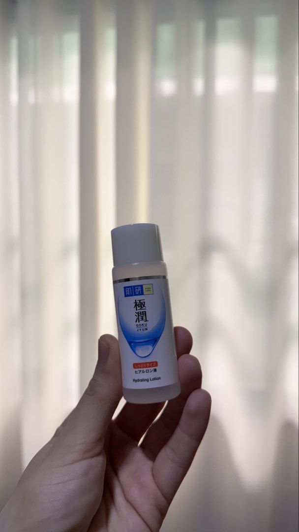 Hada Labo Gokujyun Hydrating Lotion (Category: Face Care) located in Antipolo. Submitted by welllovedbymic (Listing ID 1427193446, Image 1). Description: Used once.