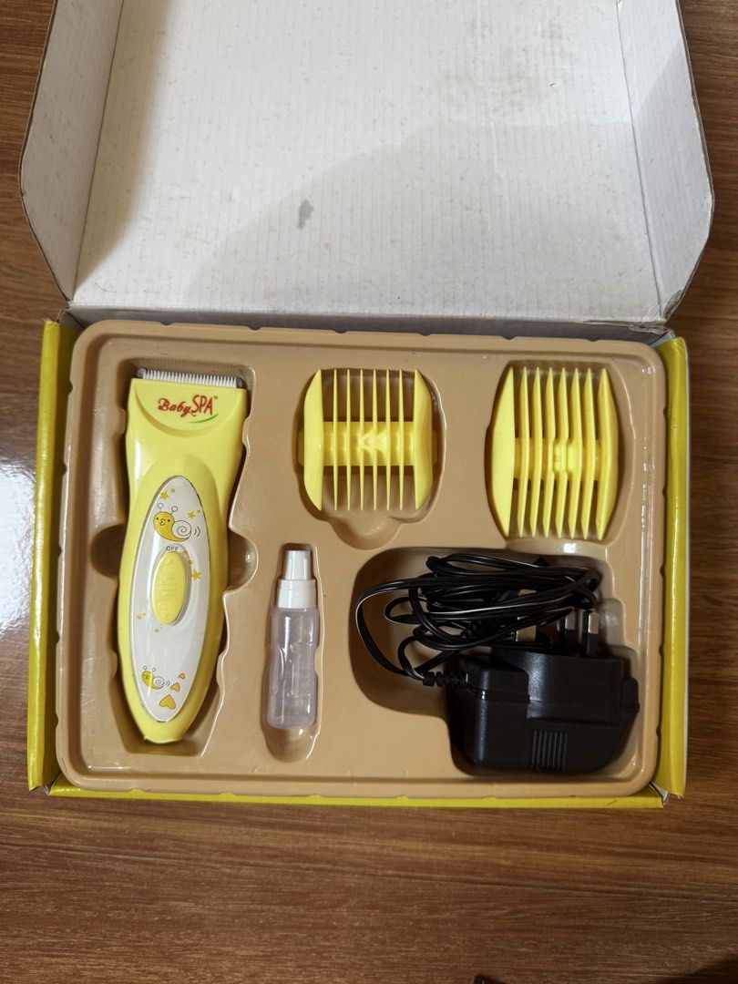 Hair Clipper for kids (Category: Babies & Kids Fashion) located in Lingayen. Submitted by jjsid (Listing ID 1427282565, Image 1). Description: ‼️Pls Read‼️ Baby Spa (brand) Wireless & Rechargeable Hair Clipper *still in very good condition *comes with original box, complete set with free hair cutting cape *actual photos posted *SG bought with receipt Product description: ✨safe for kids ✨simple and easy to use ✨ comes with two combs for varied cut