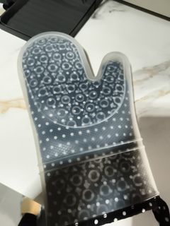 (Category: ) located in . Submitted by thrifty.threadss (Listing ID 1427157689, Image 1). Description: .